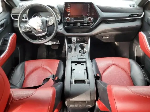 2022 TOYOTA HIGHLANDER XSE  