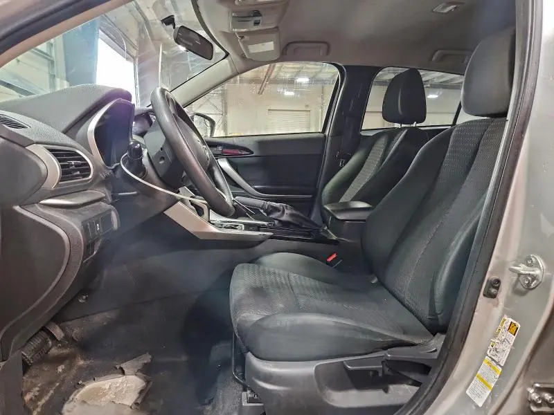 2019 MITSUBISHI ECLIPSE CROSS ES  