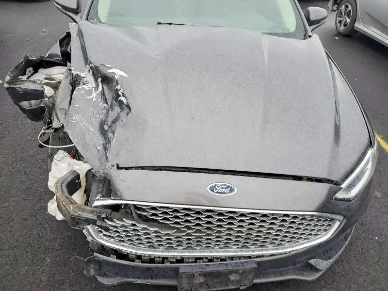 2019 FORD FUSION TITANIUM  