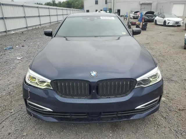 2019 BMW 530E   