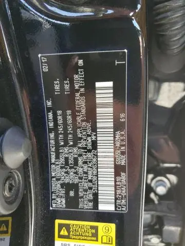 2017 TOYOTA HIGHLANDER SE  