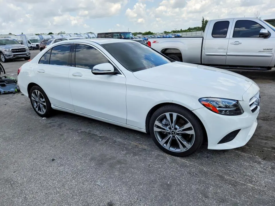 2021 MERCEDES-BENZ C 300  