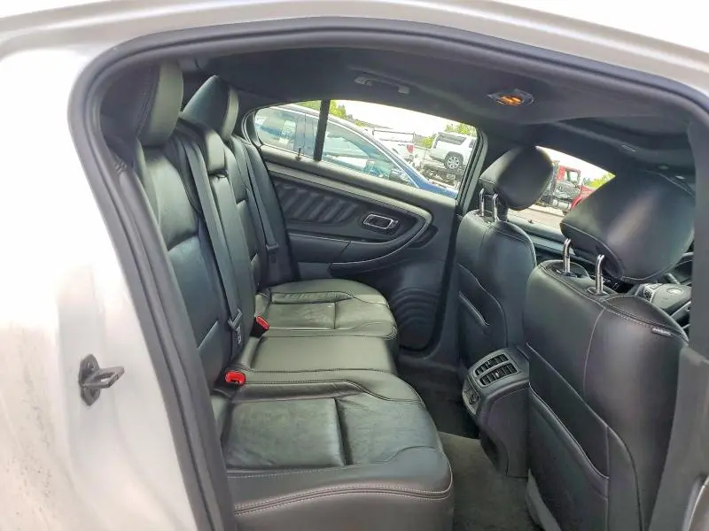 2017 FORD TAURUS SEL  