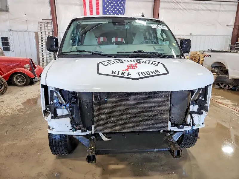 2020 CHEVROLET EXPRESS G2500 LT  