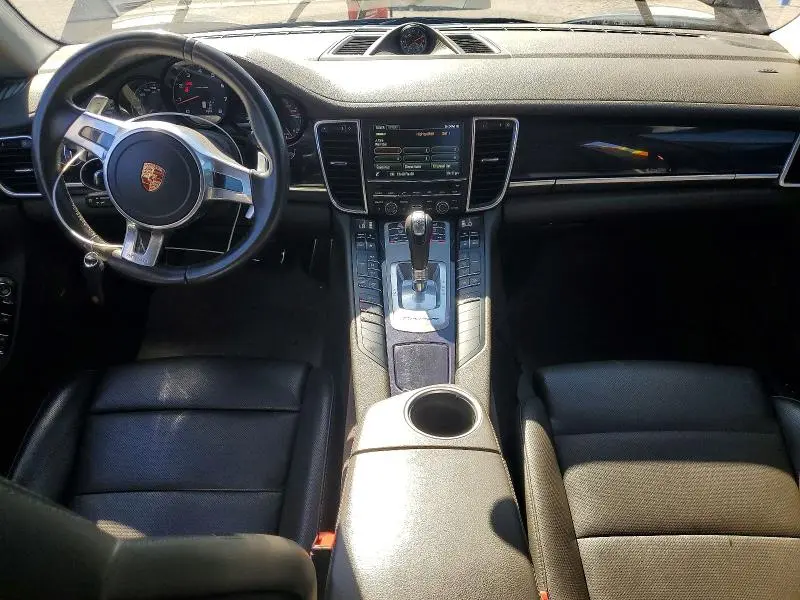 2016 PORSCHE PANAMERA 2  