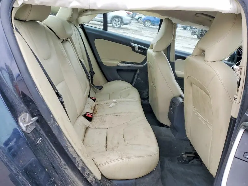 2016 VOLVO S60 PREMIER  