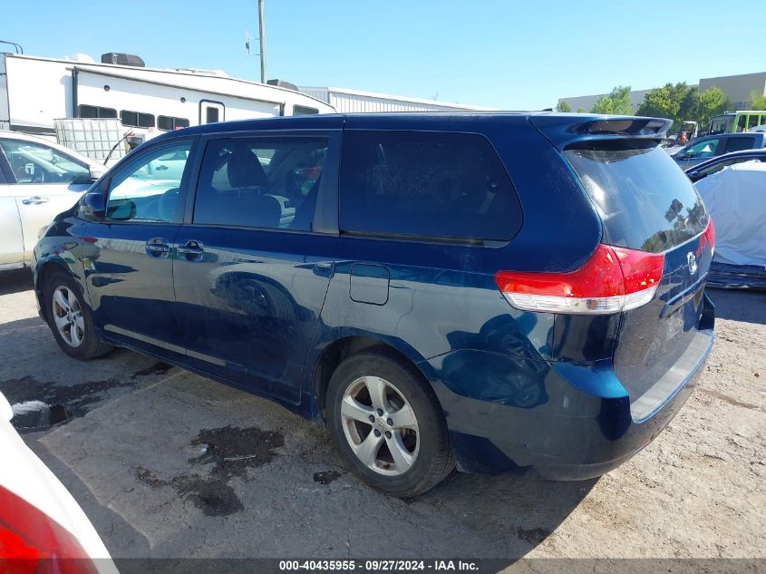 2011 TOYOTA SIENNA LE