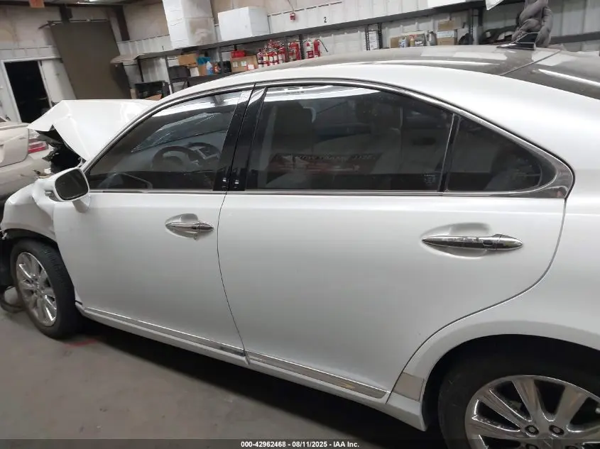 2011 LEXUS ES 350  