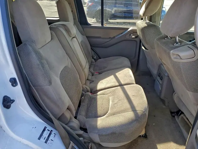 2012 NISSAN PATHFINDER S  