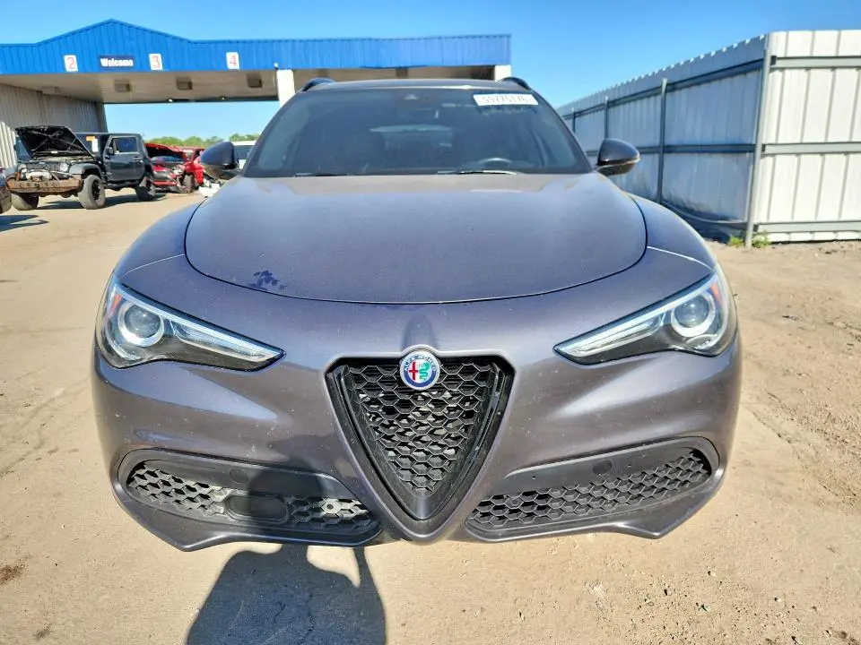 2021 ALFA ROMEO STELVIO TI  