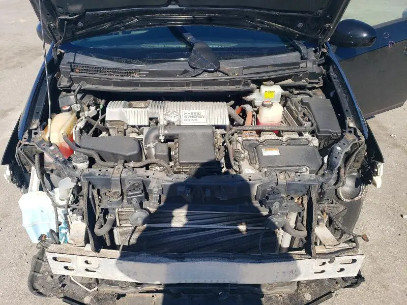 2014 TOYOTA PRIUS TWO  