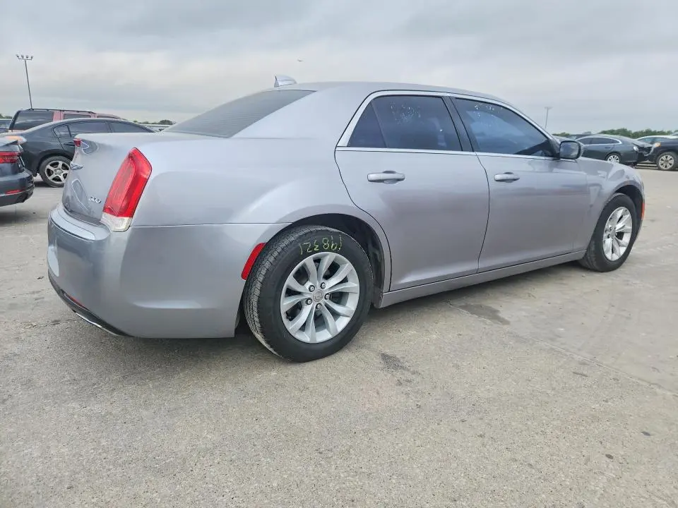2015 CHRYSLER 300 LIMITED  