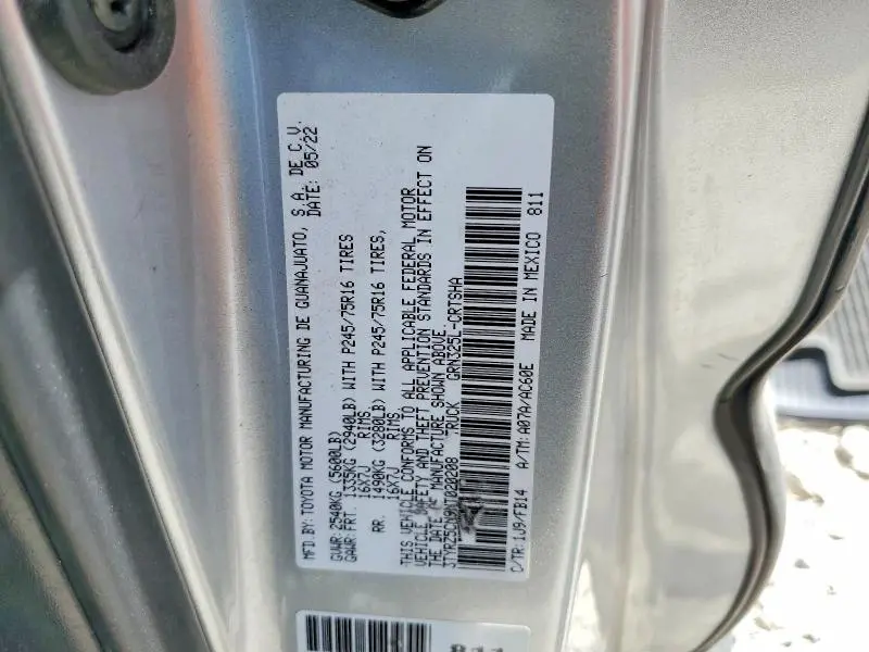 2022 TOYOTA TACOMA SR V6  