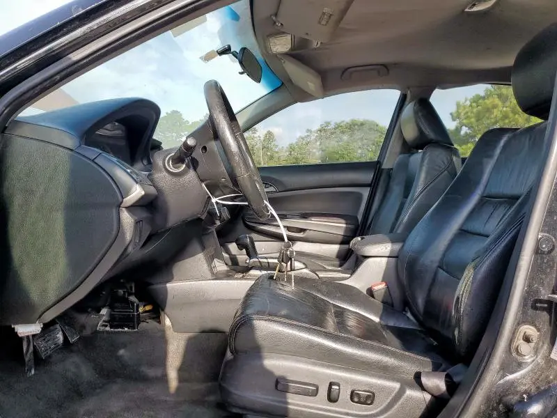 2011 HONDA ACCORD SE  