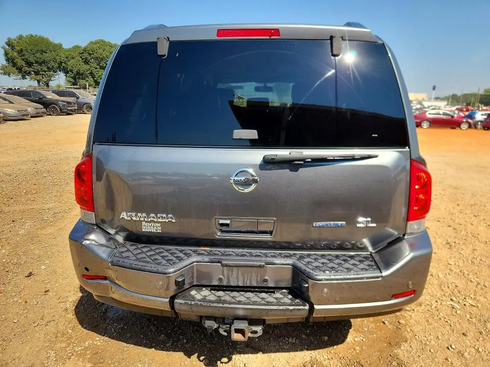 2015 NISSAN ARMADA SL  
