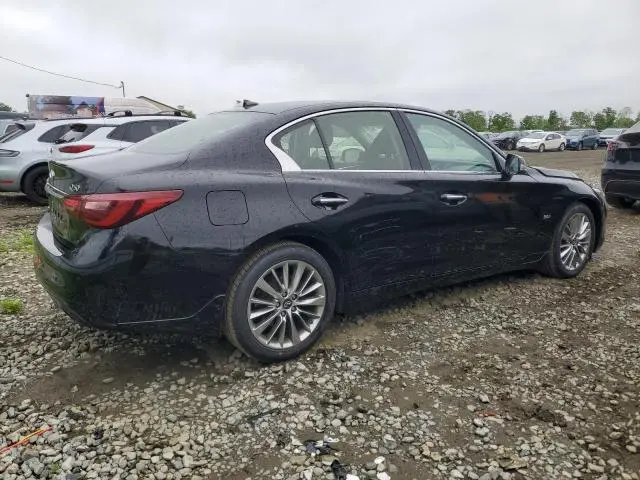 2018 INFINITI Q50 LUXE  