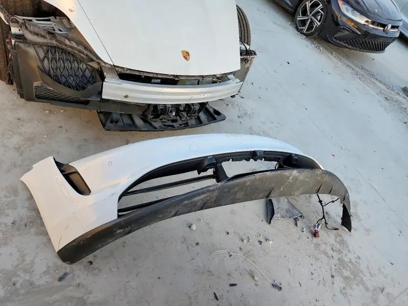 2021 PORSCHE TAYCAN   