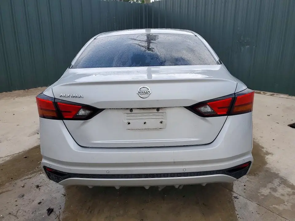 2021 NISSAN ALTIMA S  