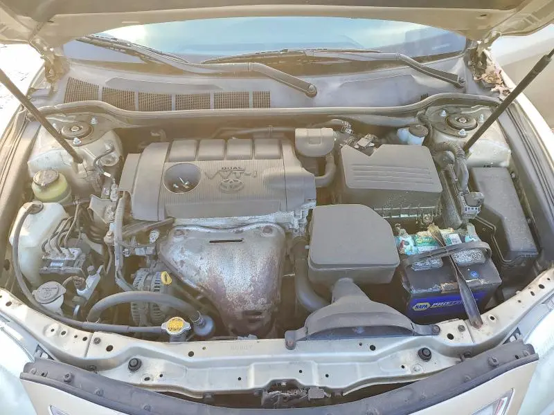 2011 TOYOTA CAMRY LE  