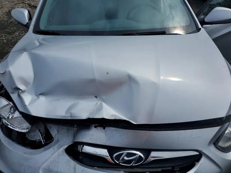 2012 HYUNDAI ACCENT GLS  