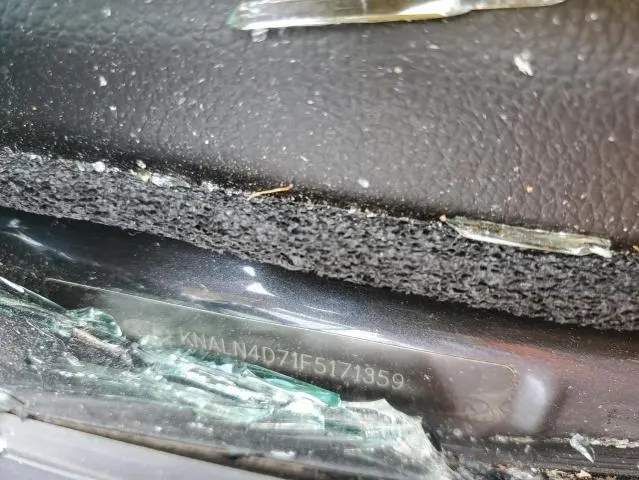 2015 KIA CADENZA PREMIUM  