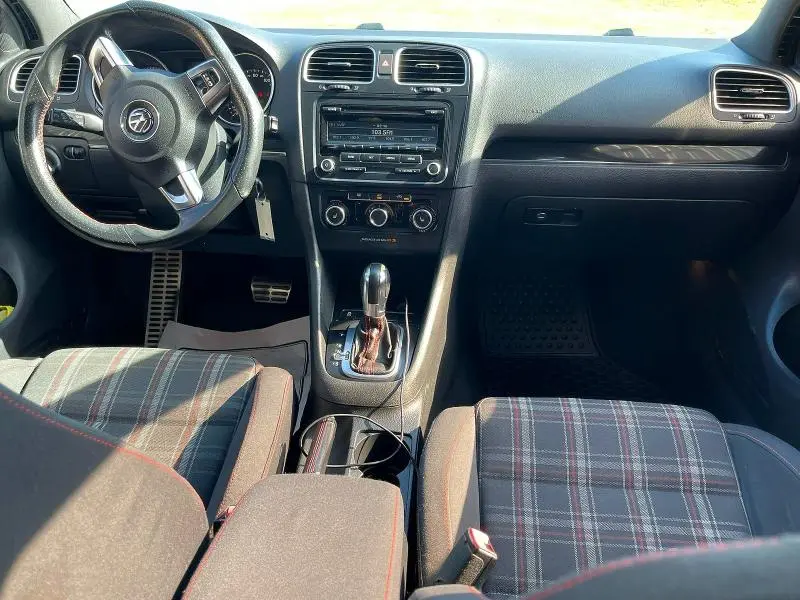 2013 VOLKSWAGEN GTI   