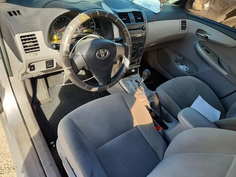 2011 TOYOTA COROLLA LE  