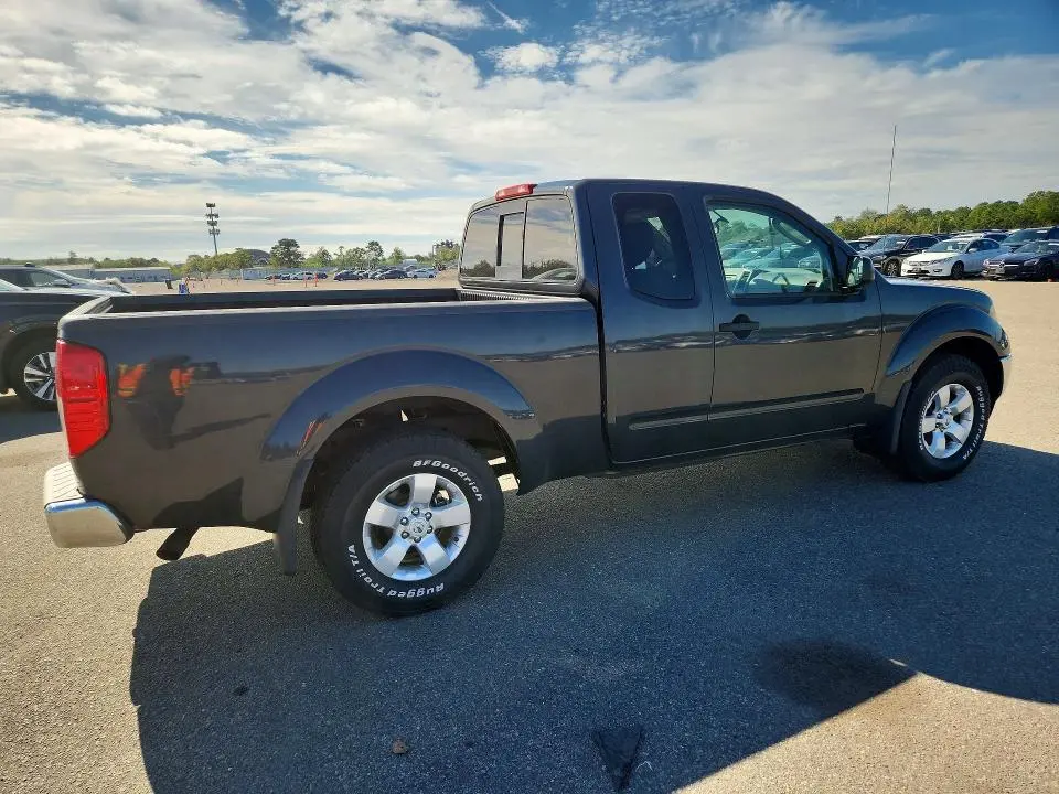2010 NISSAN FRONTIER   