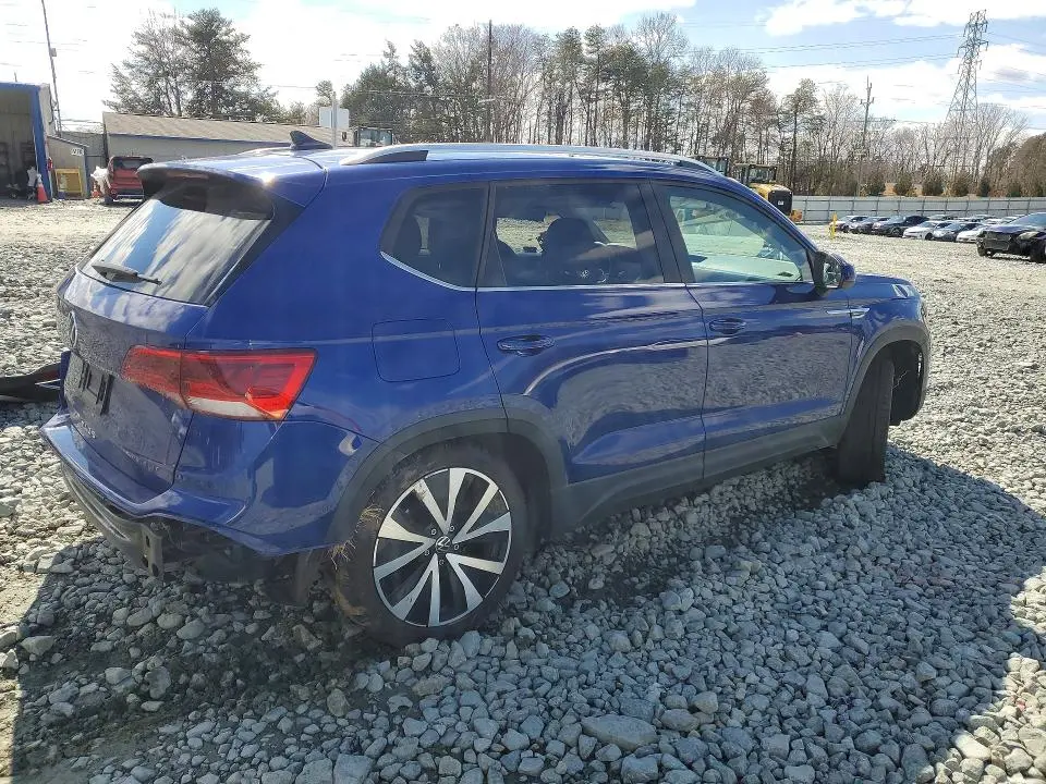 2024 VOLKSWAGEN TAOS SE  