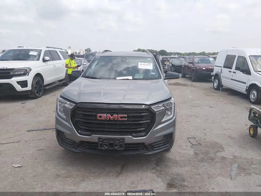 2024 GMC TERRAIN FWD SLE