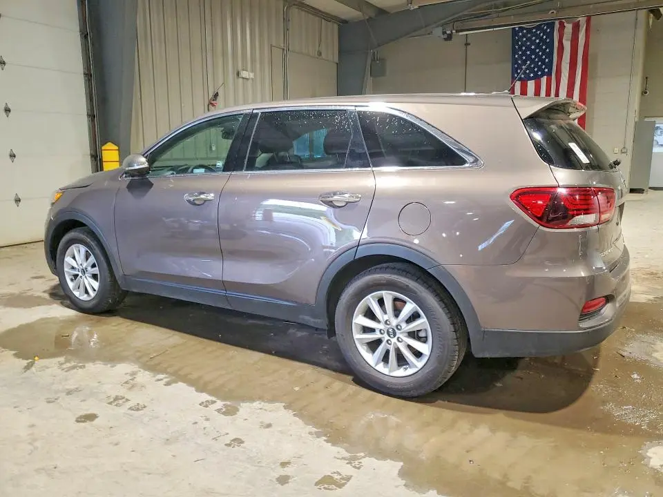 2019 KIA SORENTO LX  