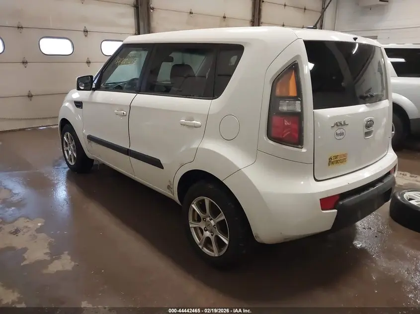 2011 KIA SOUL +