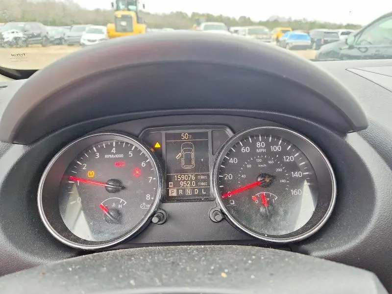 2011 NISSAN ROGUE S  