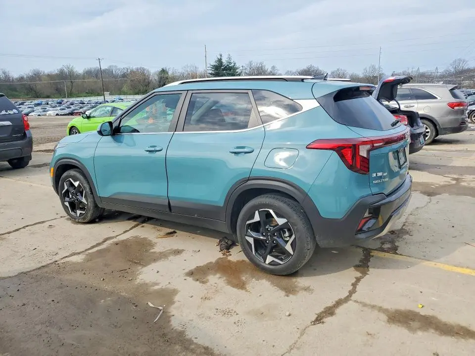 2025 KIA SELTOS EX  