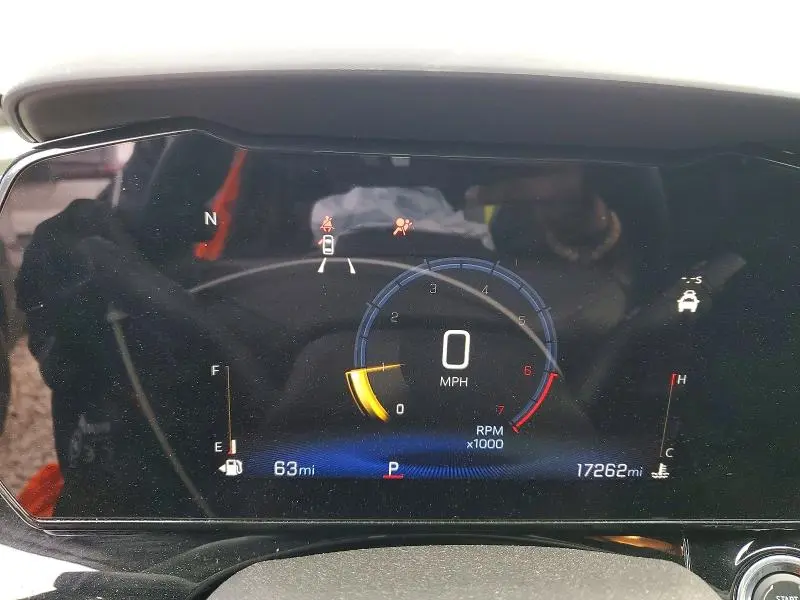 2025 CHEVROLET TRAX 2RS  