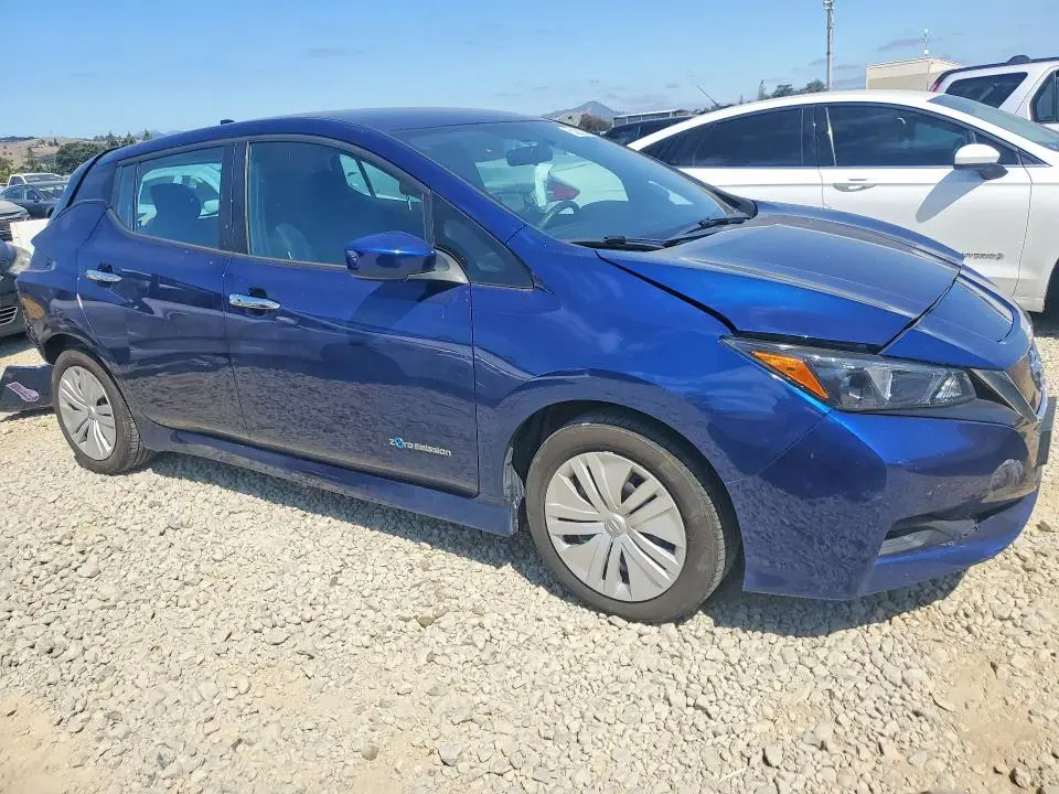 2019 NISSAN LEAF S  