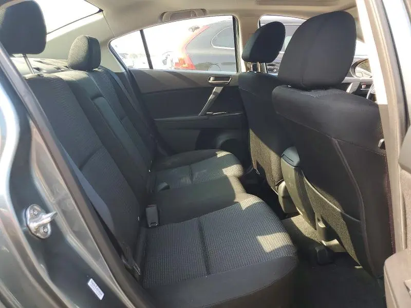 2012 MAZDA 3 I  