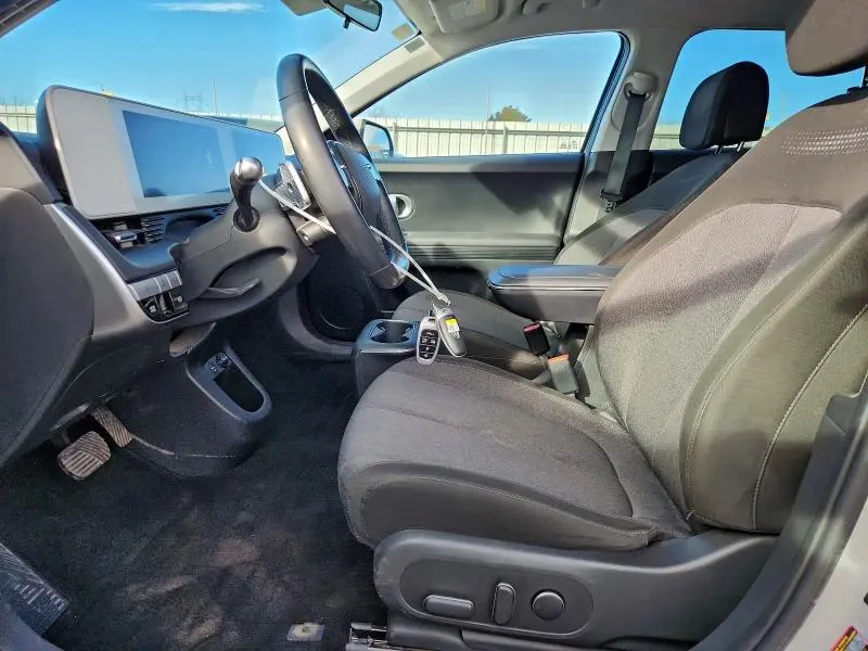 2023 HYUNDAI IONIQ 5 SE  