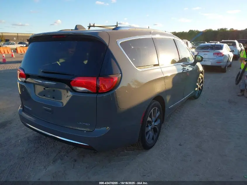 2020 CHRYSLER PACIFICA LIMITED