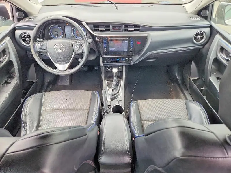 2018 TOYOTA COROLLA SE  