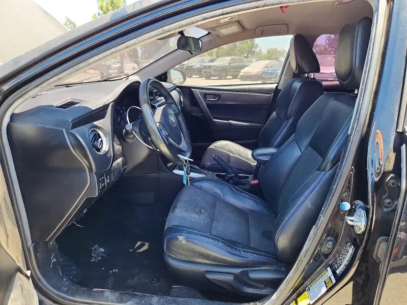 2018 TOYOTA COROLLA SE  