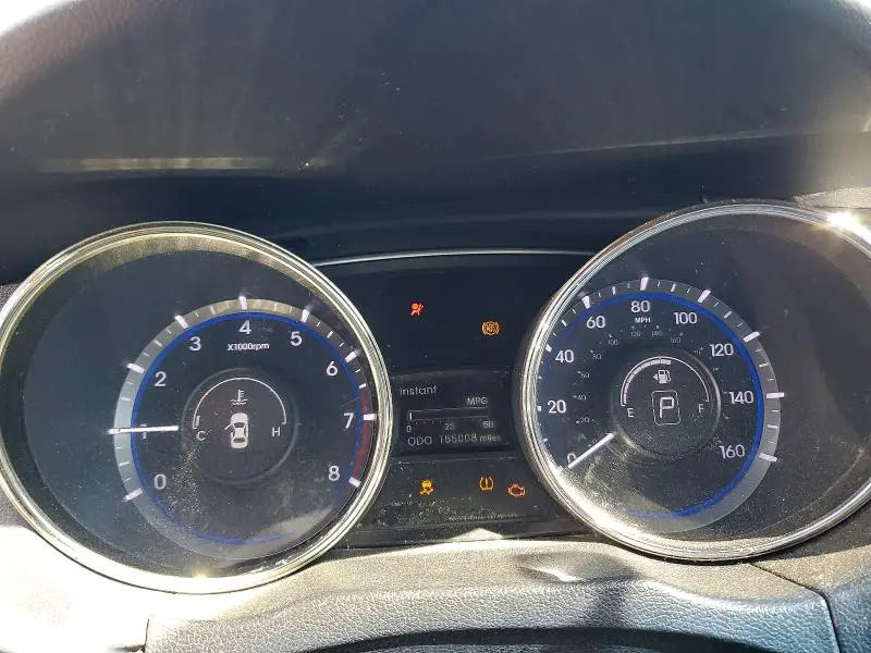 2011 HYUNDAI SONATA GLS  