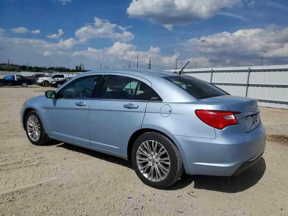 2013 CHRYSLER 200 LIMITED  