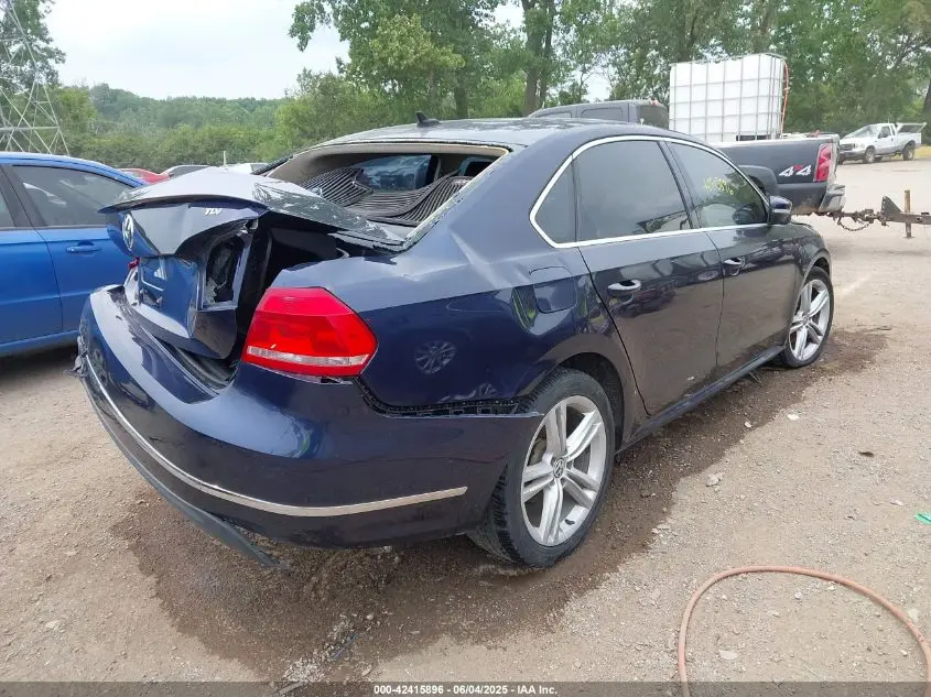2015 VOLKSWAGEN PASSAT 2.0L TDI SE