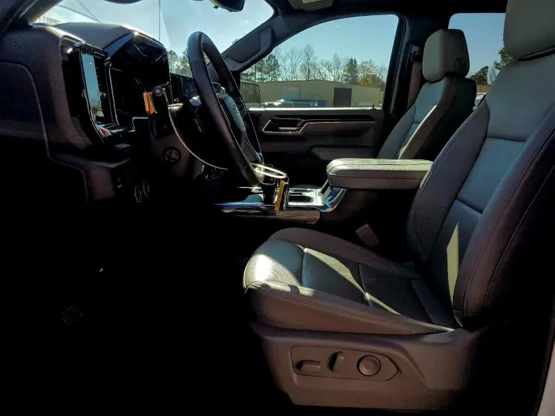 2023 CHEVROLET SILVERADO K1500 LTZ  