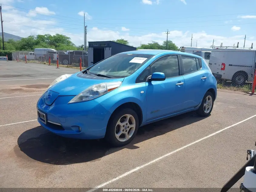 2011 NISSAN LEAF SL