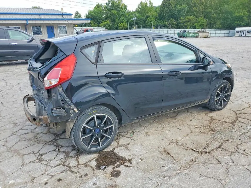 2019 FORD FIESTA SE  