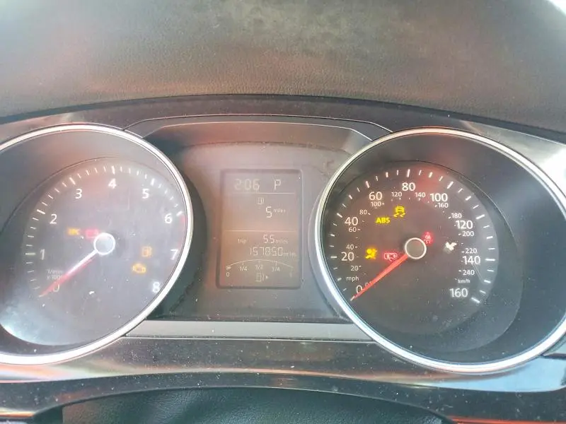 2016 VOLKSWAGEN JETTA SEL  