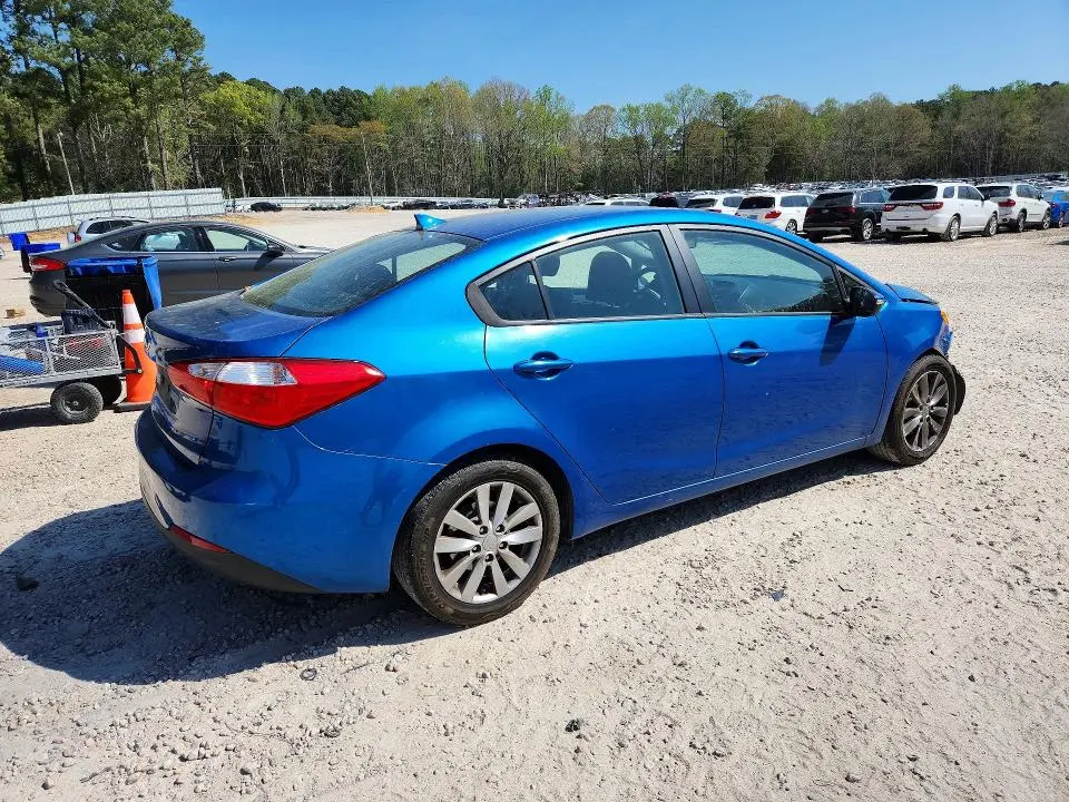 2015 KIA FORTE LX  