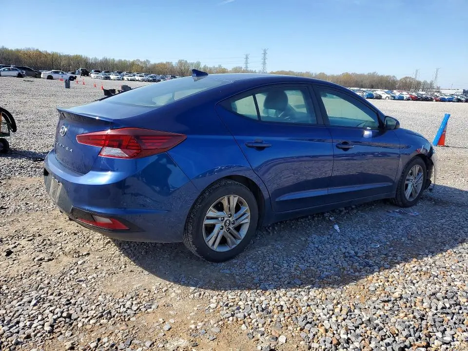 2019 HYUNDAI ELANTRA SEL  